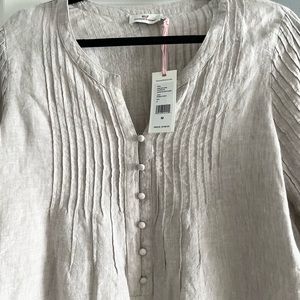 Vineyard Vines linen tunic. Medium, never worn with tags
